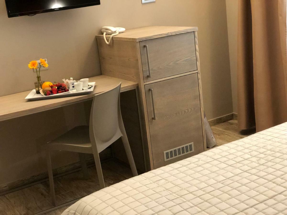 Hotel Il Feudo Di Agnadello Esterno foto