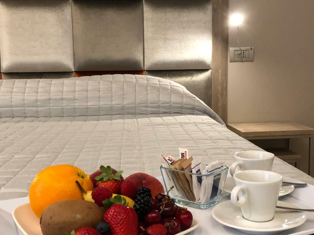 Hotel Il Feudo Di Agnadello Esterno foto